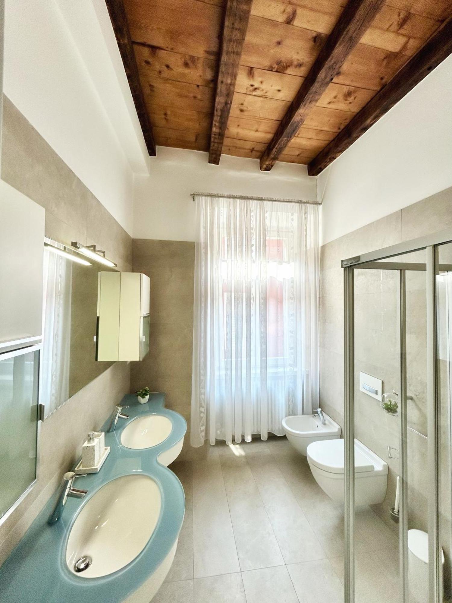 Althamer Palace Apartments Arco Luaran gambar