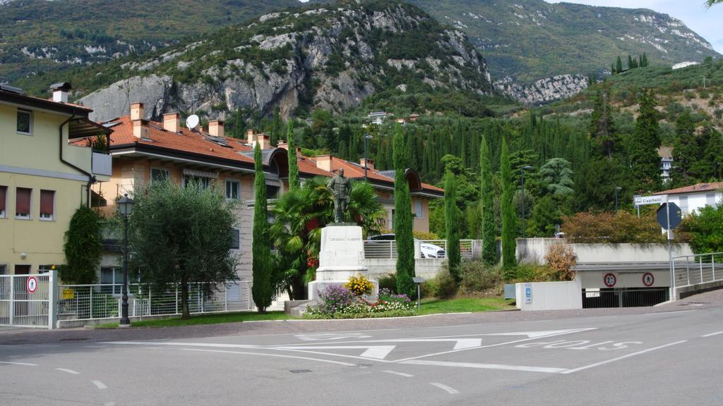 Althamer Palace Apartments Arco Luaran gambar